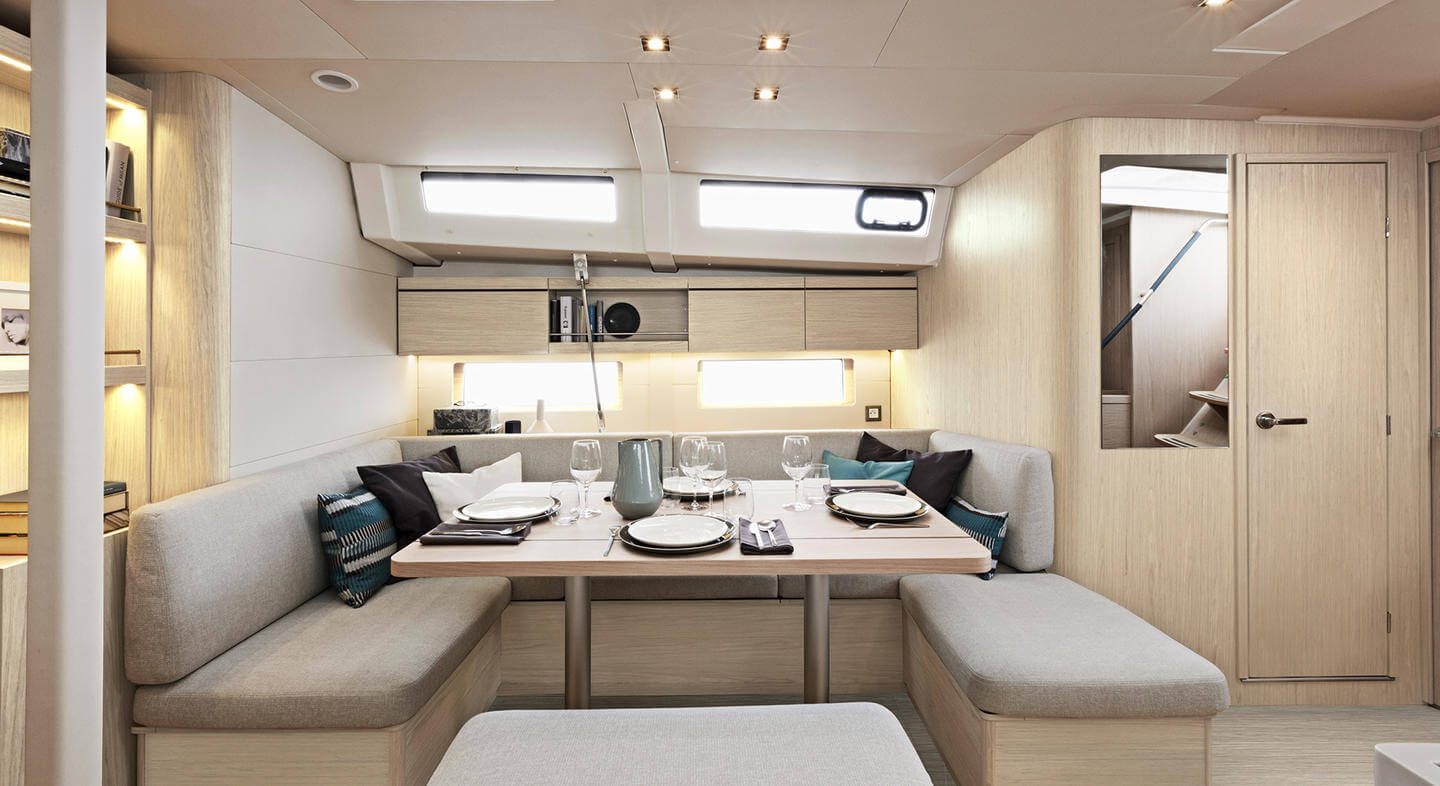 yacht Beneteau Oceanis 46.1 interior